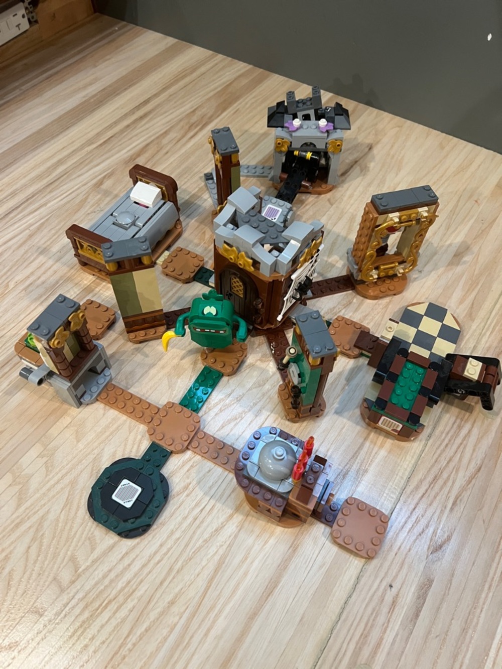 Lego Adventure Playset with Brown, Gray, Green & Gold Accents